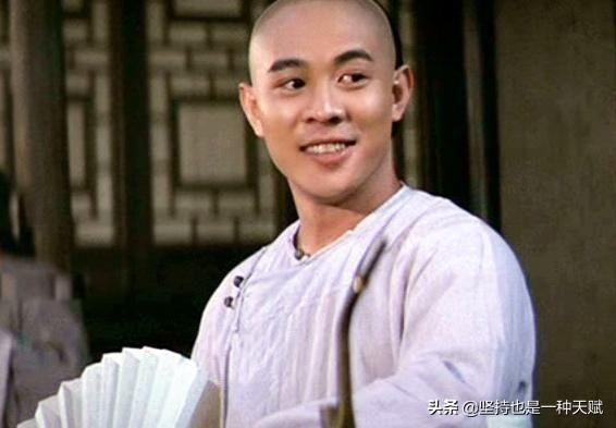 《黄飞鸿》的演员有李连杰和赵文瑄，你觉得谁演的好？为什么？